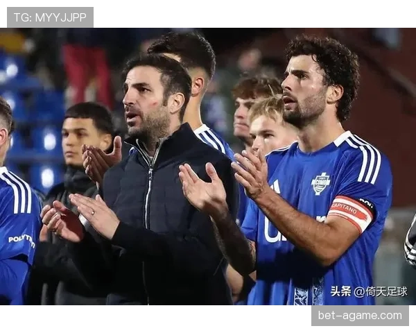 佩德里 vs 法布雷加斯：早熟中场巅峰轨迹与战术角色差异解析